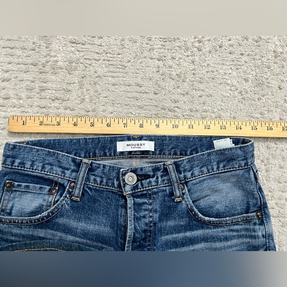Moussy Classic Wide-Leg Blue Jeans fits more like a size 26/27 - Picture 5 of 12